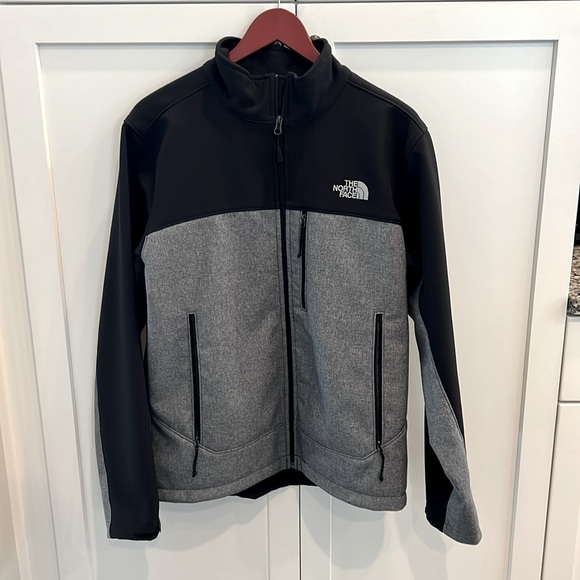 The North Face Apex Bionic Softshell Windproof Jacket - Black/Grey Heather - Picture 1 of 6